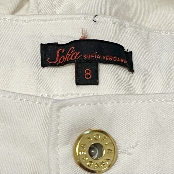 Sofia Vegara Shorts Denim White Bermuda Size 8 Five Pocket Stretch - Picture 6 of 11